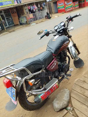 Haojue HJ125-8K 2022 Red