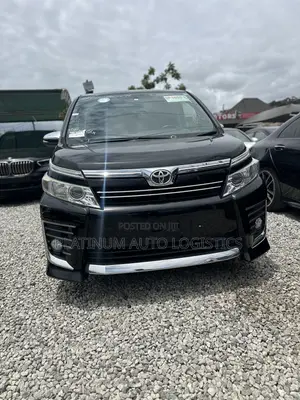 Toyota Voxy 2016 Black