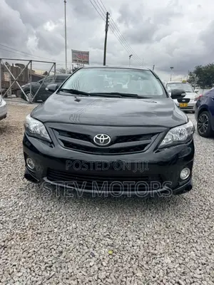 Toyota Corolla S 4dr Sedan (1.8L 4cyl 4A) 2013 Black
