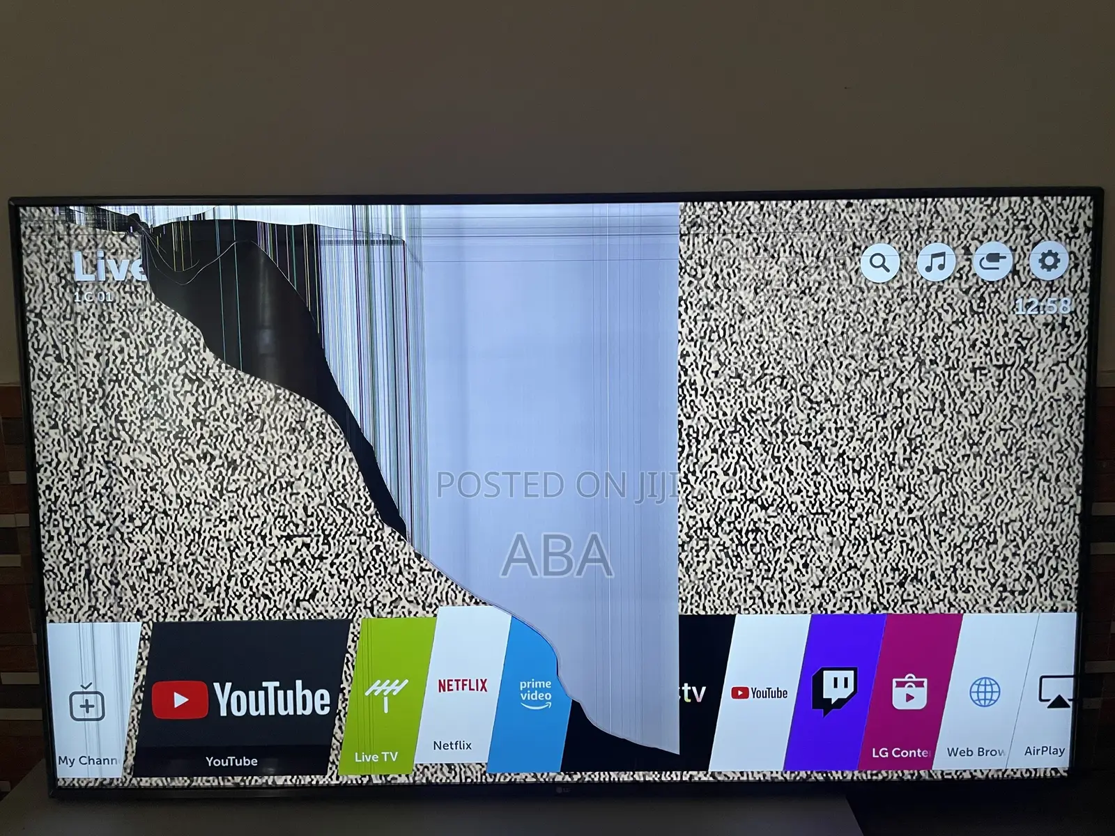 LG 65UK6700PVD 65 Inch for Parts - Screen Cracked - Boards Working