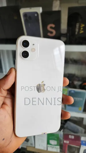 New Apple iPhone 11 128 GB White