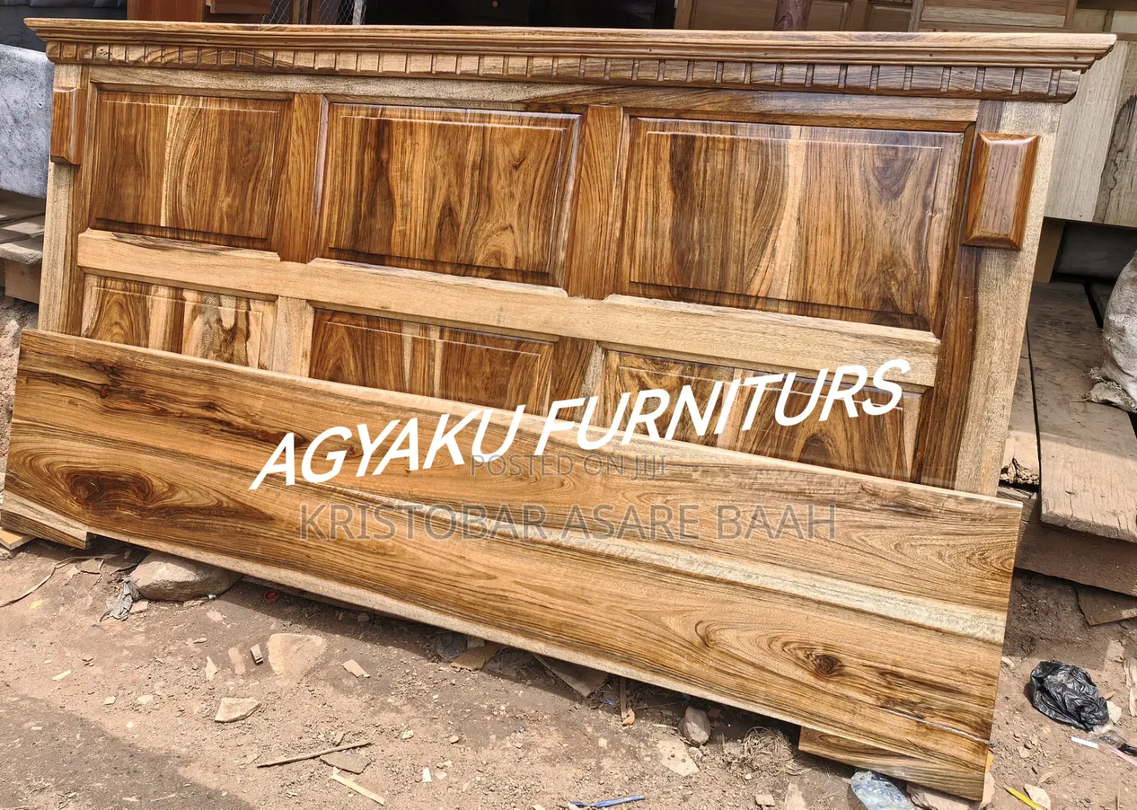 Natural Wooden Hyedua Kings Bed