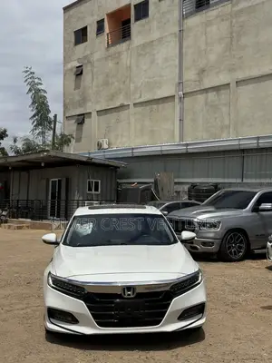 Honda Accord Touring 2018 White