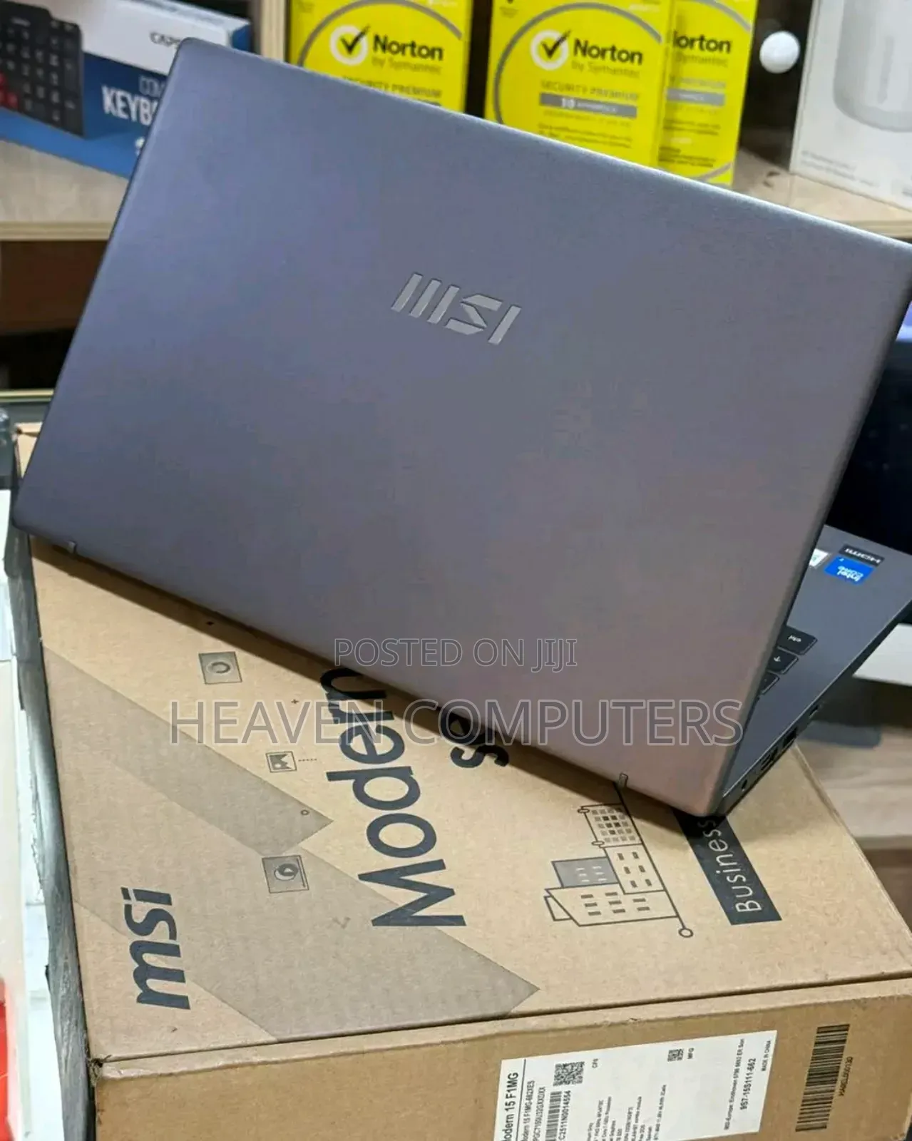 New Laptop MSI CR610 16GB Intel Core Ultra 7 SSD 1T