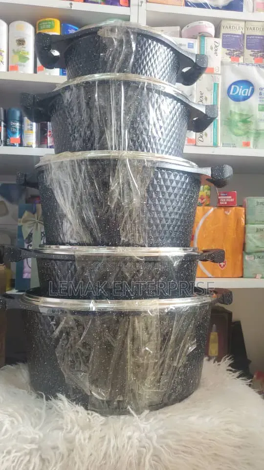 Non-Stick Die-Cast Cookware Pots With Diamond-Patterned 5 Set