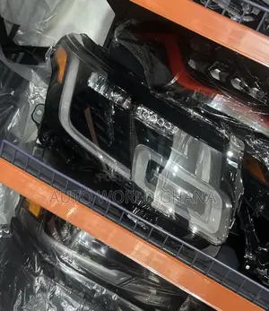 Land Rover Range Rover Vogue 2019-2022 Headlight