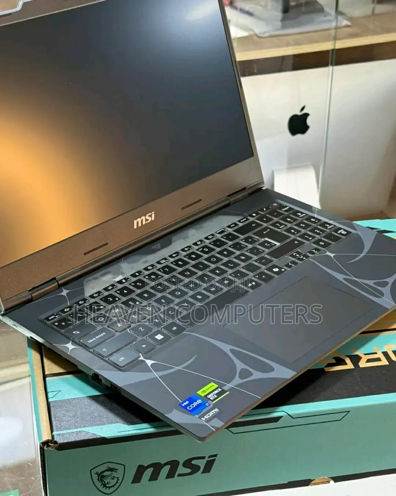 New Laptop MSI Cyborg 15 16GB Intel Core i7 SSD 1T