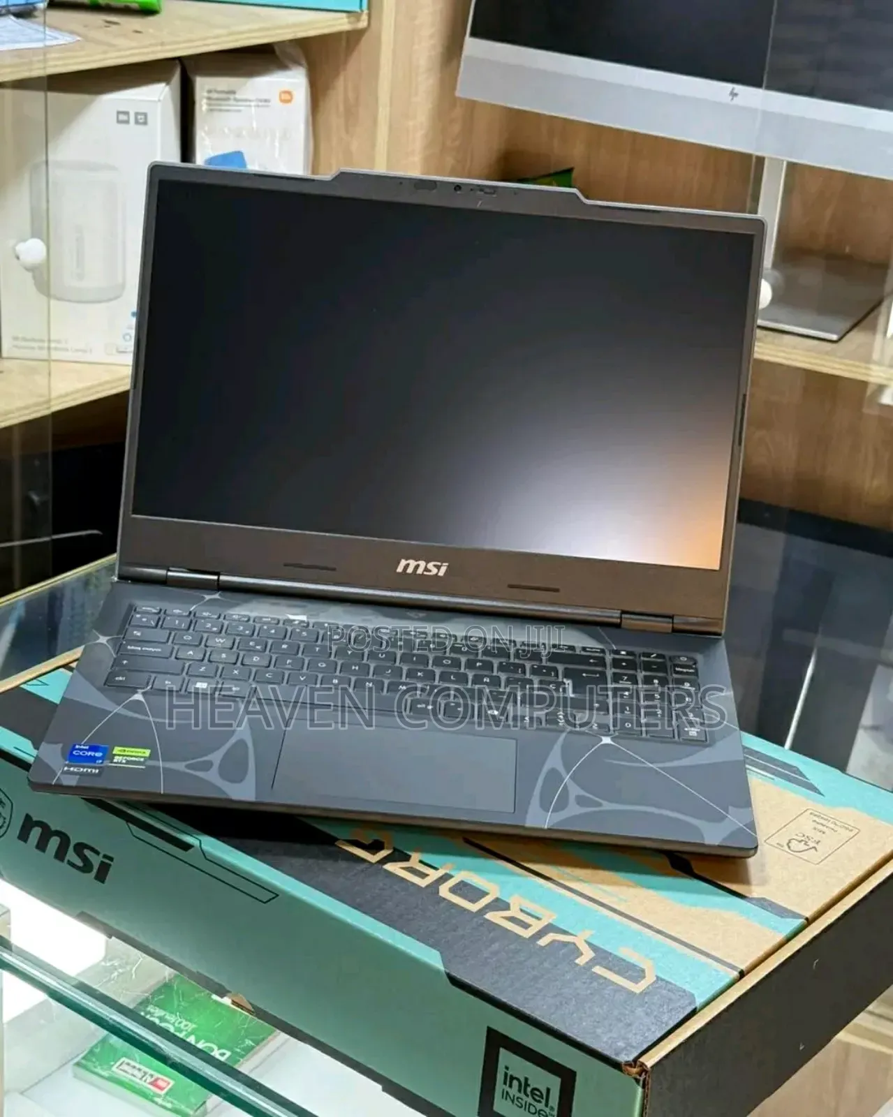 New Laptop MSI Cyborg 15 16GB Intel Core i7 SSD 1T