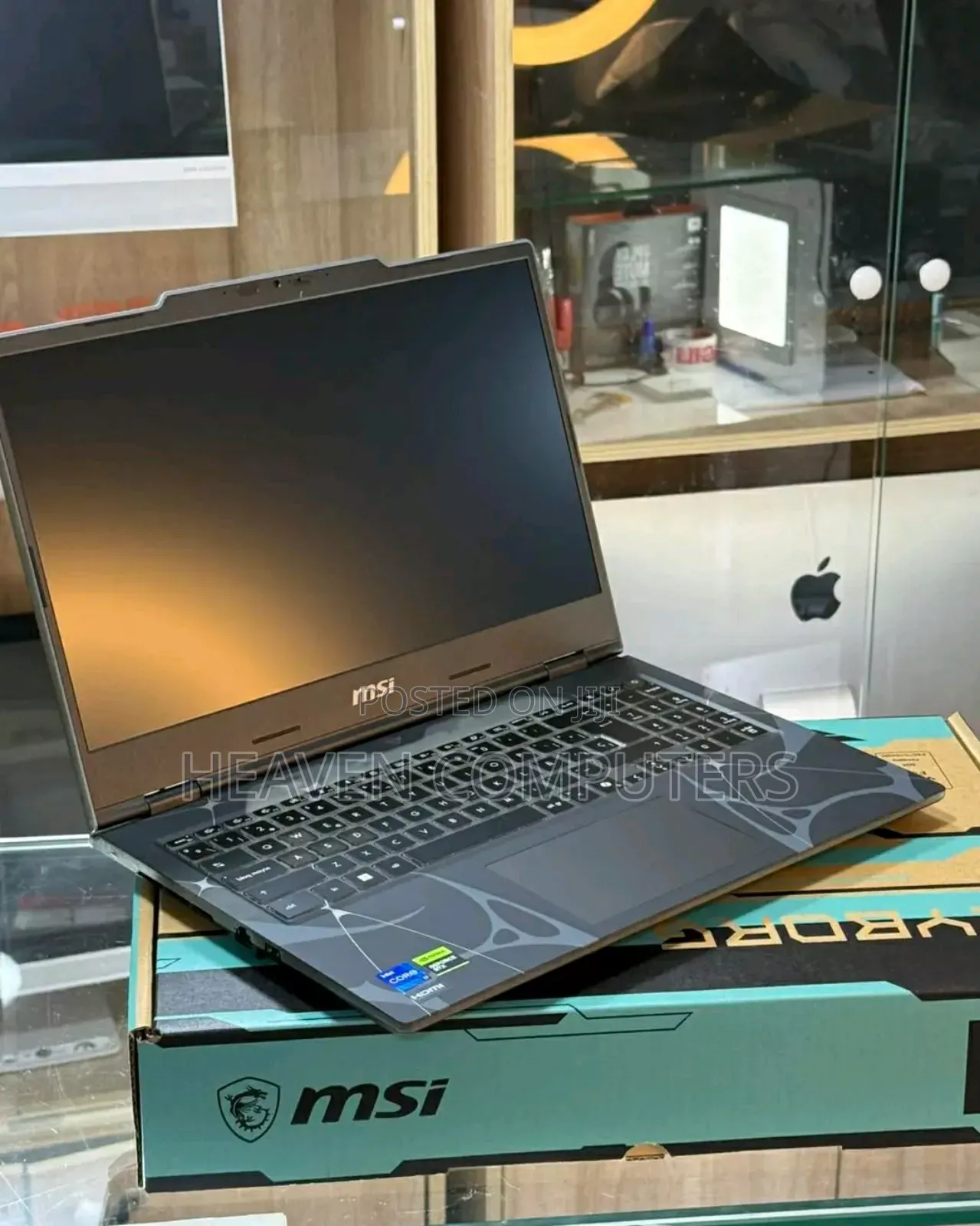 New Laptop MSI Cyborg 15 16GB Intel Core i7 SSD 1T