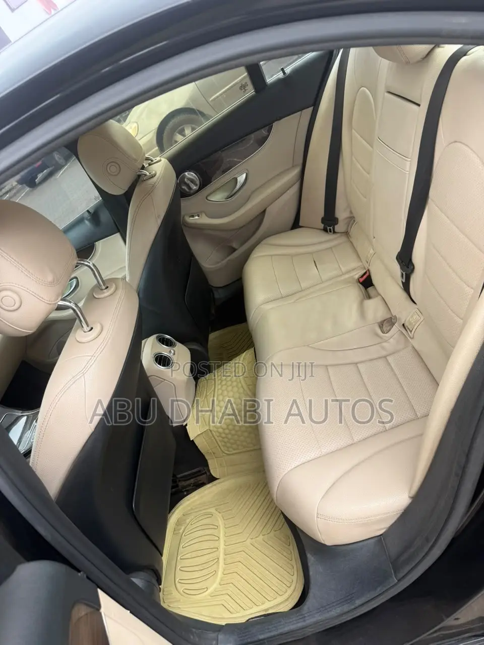Mercedes-Benz C300 2018 Black
