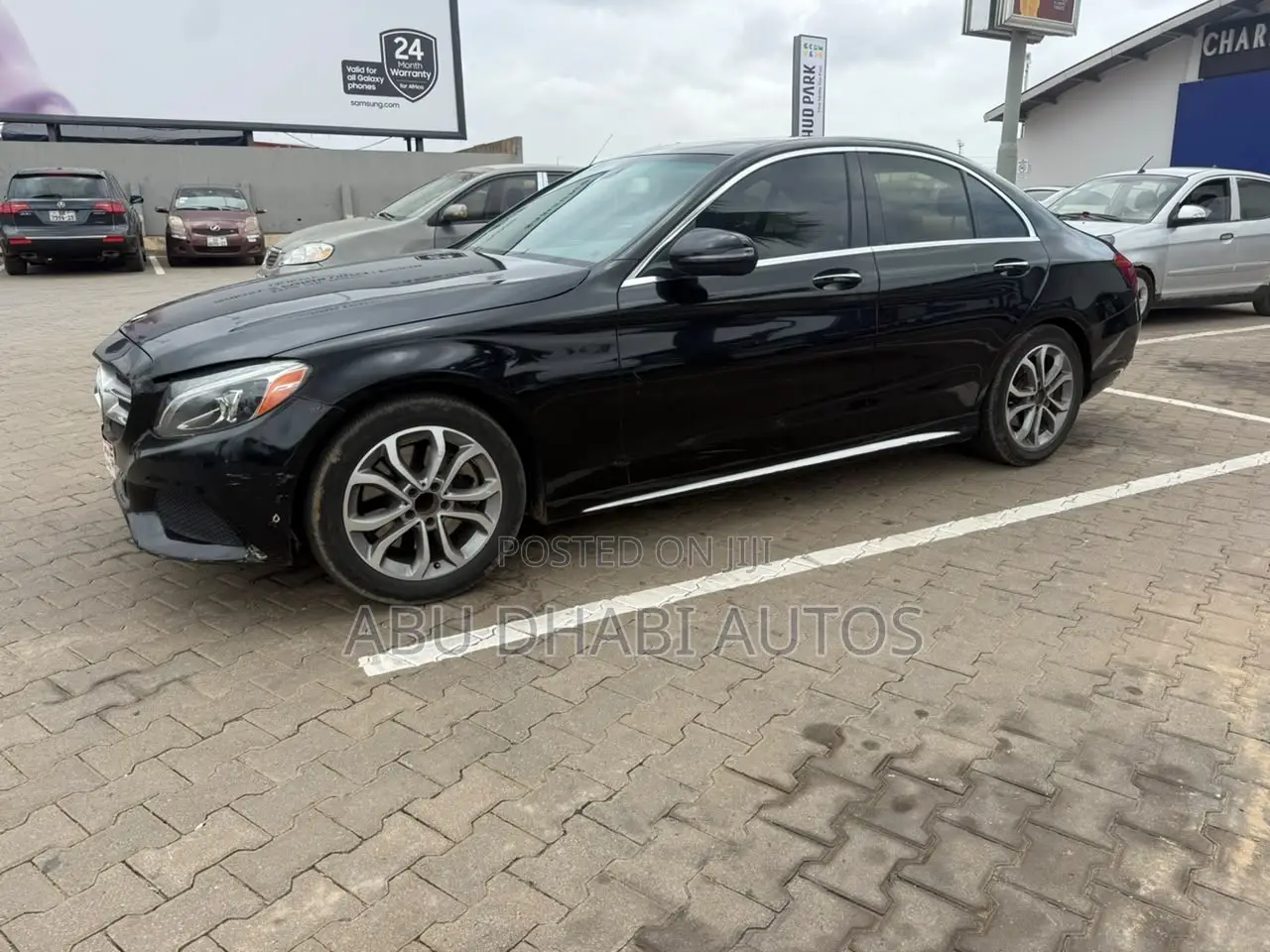 Mercedes-Benz C300 2018 Black