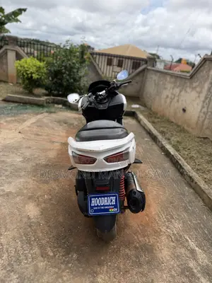 Honda Forza 2015 White