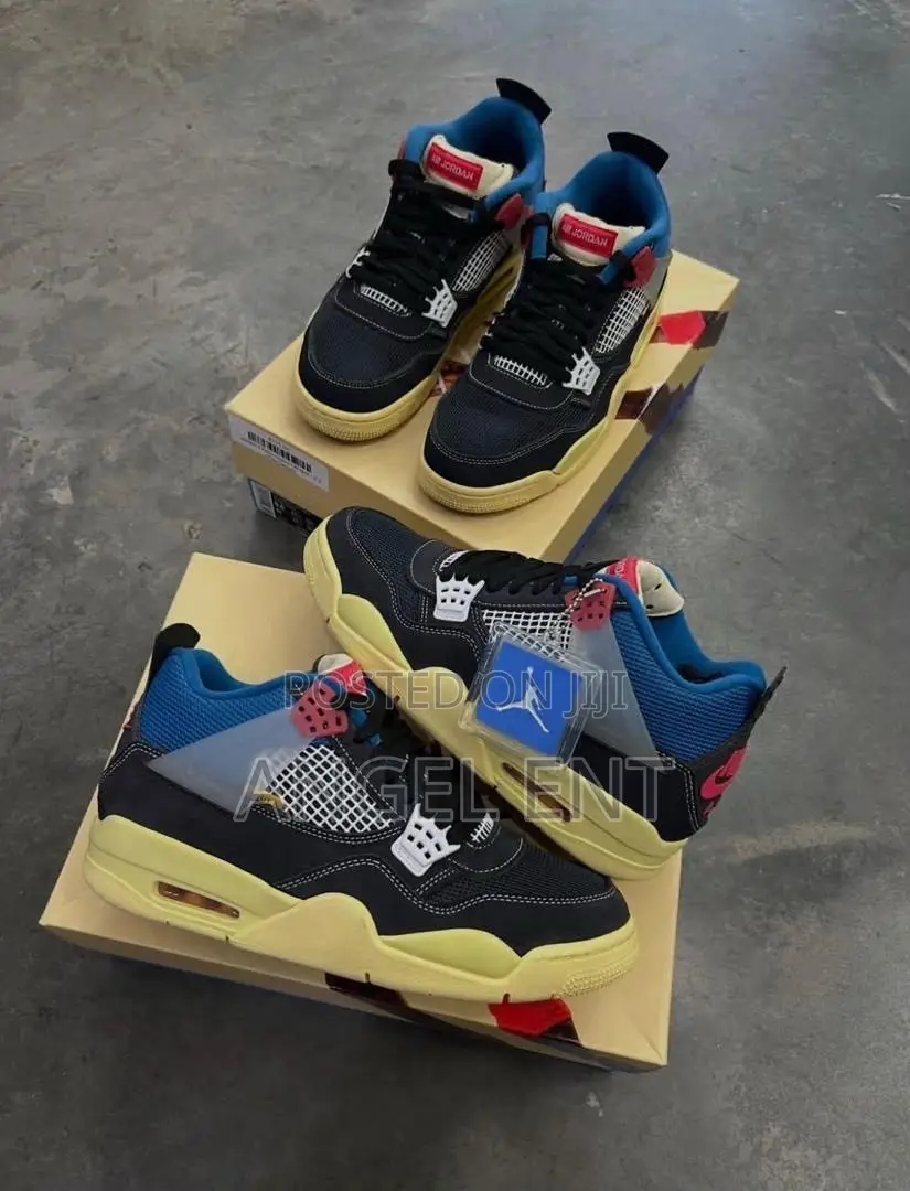 Nike Air Jordan 4 Retro Sneakers Available in Box (Location: Adum KSI)