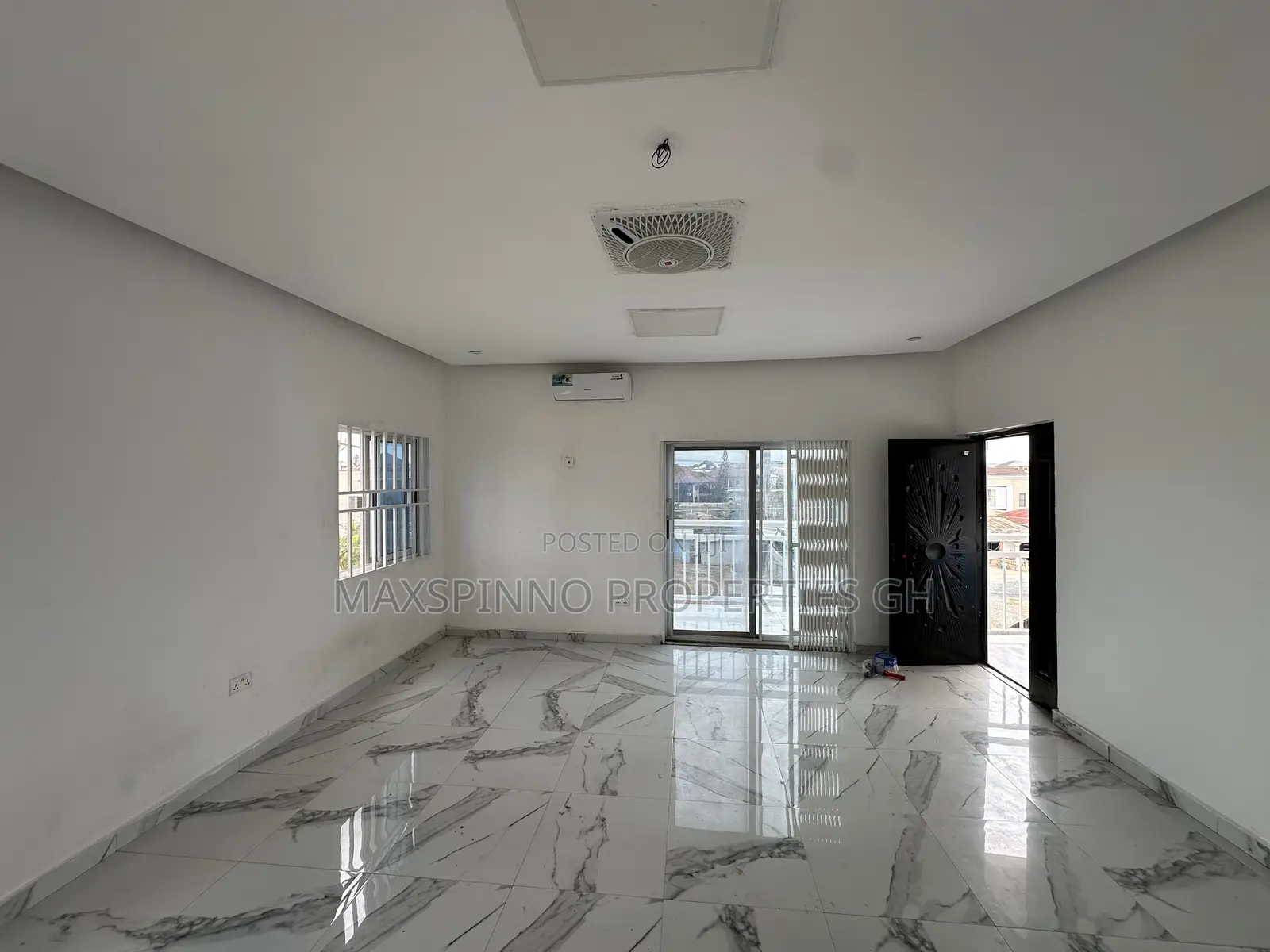 1bdrm Apartment in Maxspinno Properties, School Junction for rent