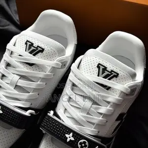 Louis Vuitton LV Trainer Sneakers Available (Location: Adum Kumasi)