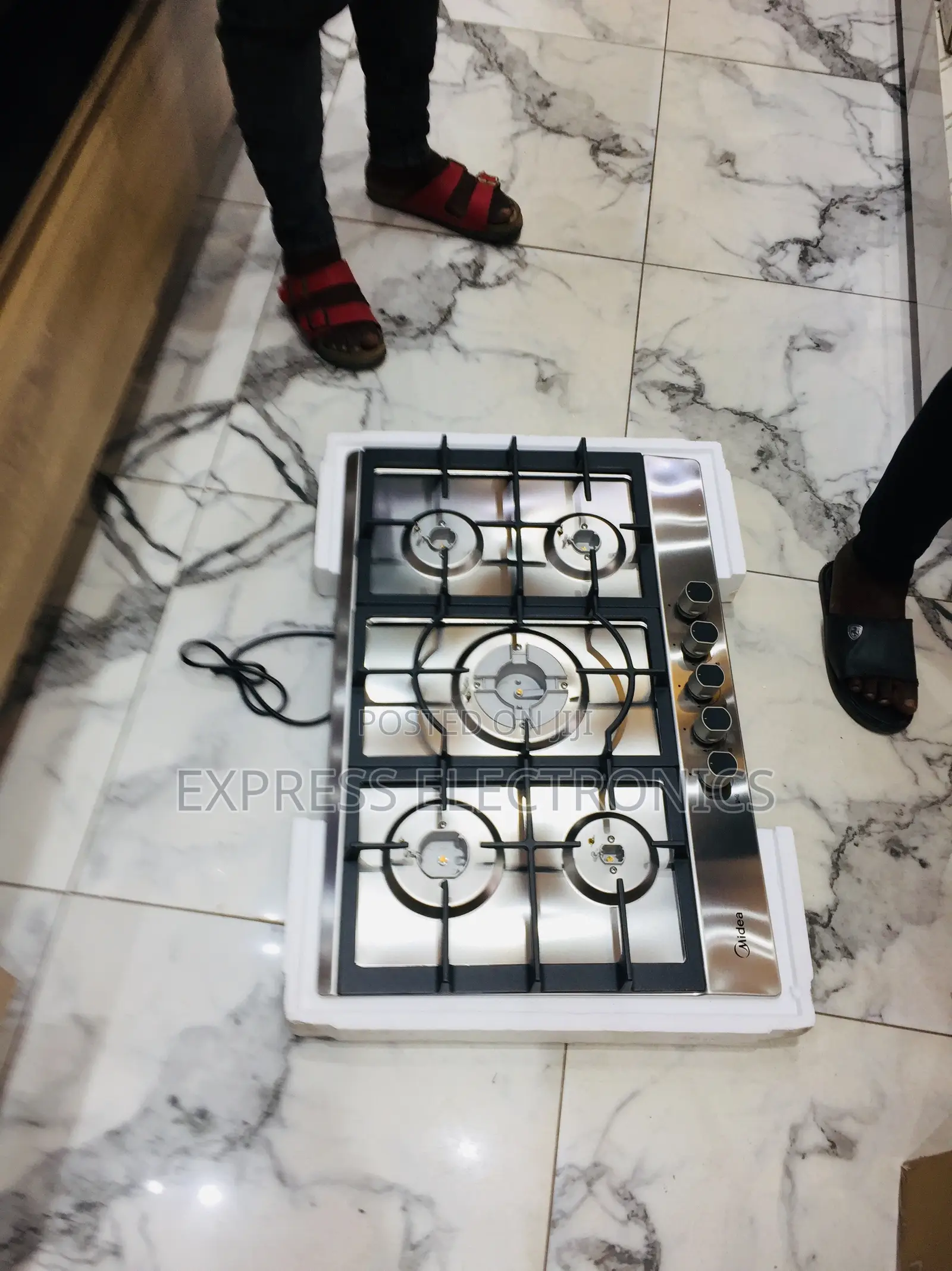 Limited Stock Buy Kenwood 90cm 5 Gas Inbuilt Cooker |