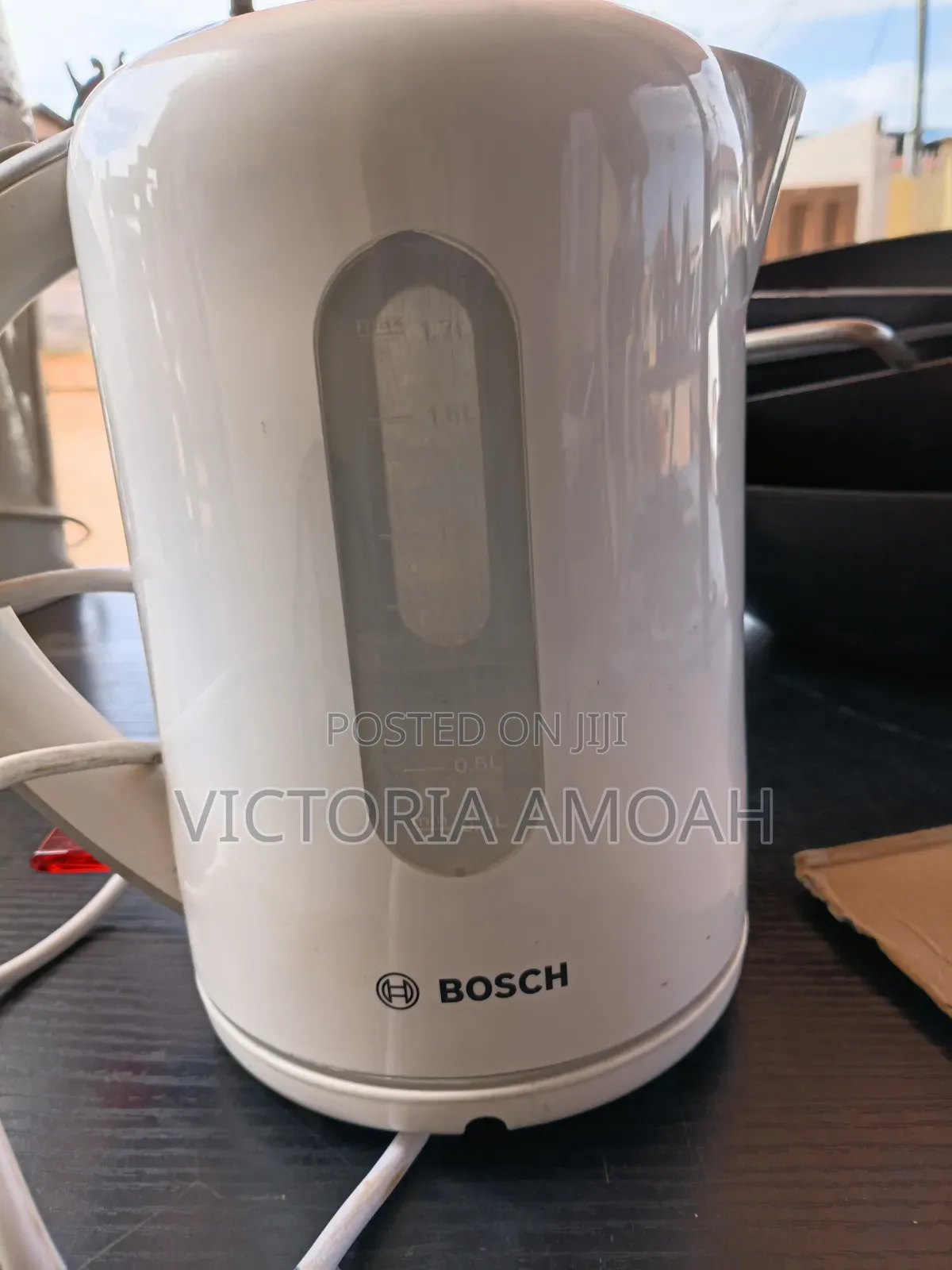 White Electric Cordless Kettle.