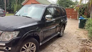 Mitsubishi Pajero V80 3.8 V6 GLS 2017 Black