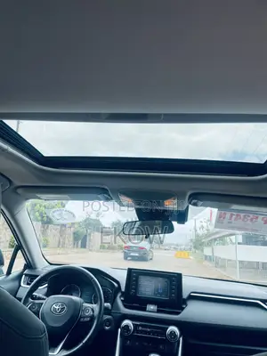 Toyota RAV4 XLE AWD 2020 Black