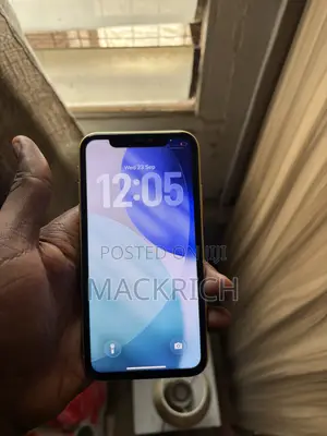 Apple iPhone 11 64 GB Yellow