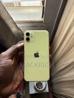 Apple iPhone 11 64 GB Yellow