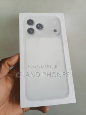 New Apple iPhone XS Max 256 GB Silver