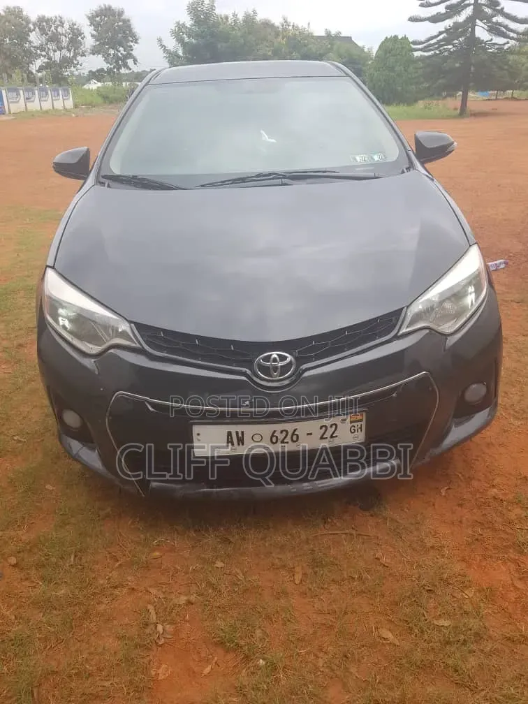 Toyota Corolla 2016 Black