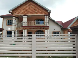 Furnished 7bdrm House in Middle Man Agency, Ejisu-Juaben Municipal