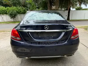 Mercedes-Benz C300 Base 4Matic Coupe AWD (2.0L 4cyl 7A) 2017 Blue