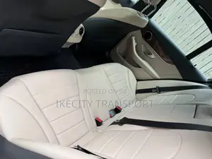 Mercedes-Benz C300 Base 4Matic Coupe AWD (2.0L 4cyl 7A) 2017 Blue