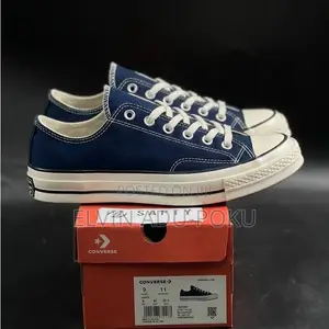 Converse LOW HIGH Cut Chuck 70’s | Navy White , SWIPE >