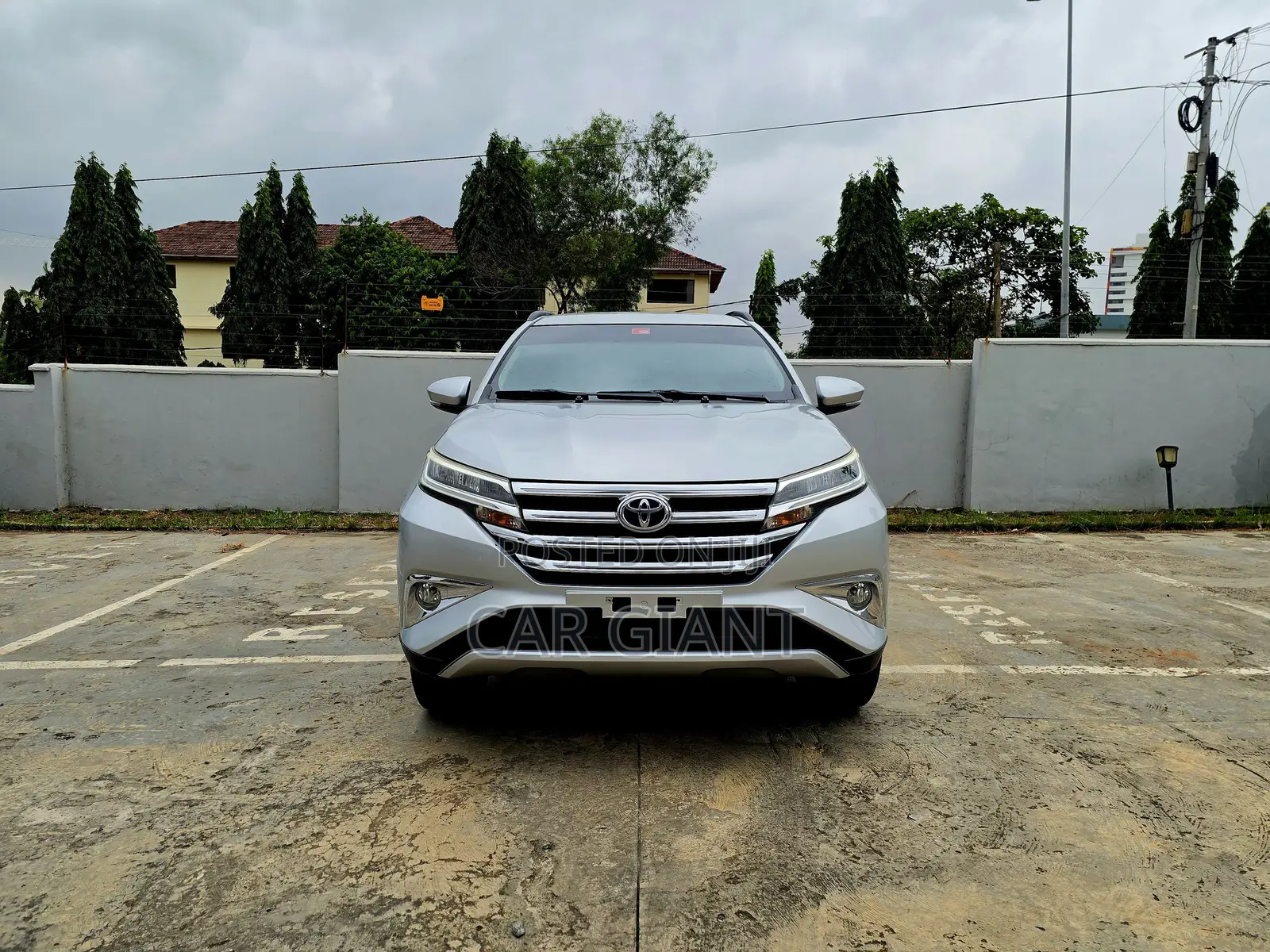 Toyota Rush 2020 Silver