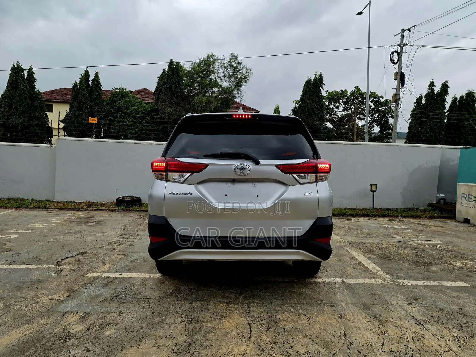 Toyota Rush 2020 Silver