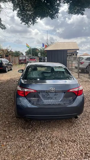 Toyota Corolla 2017 Beige