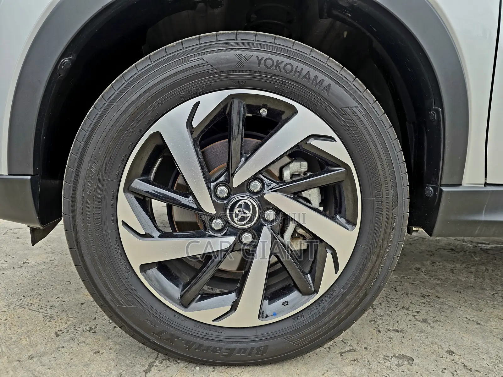 Toyota Rush 2020 Silver