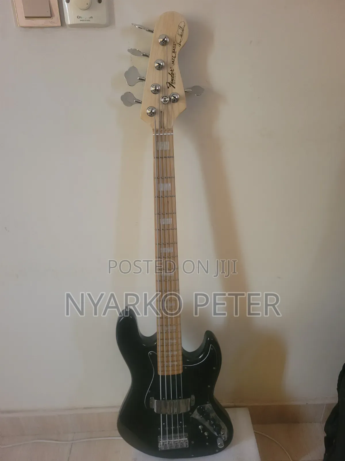 Professional Fender Jazz Bass Guitar