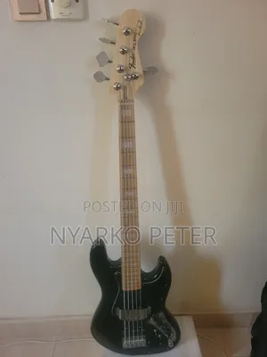 Professional Fender Jazz Bass Guitar