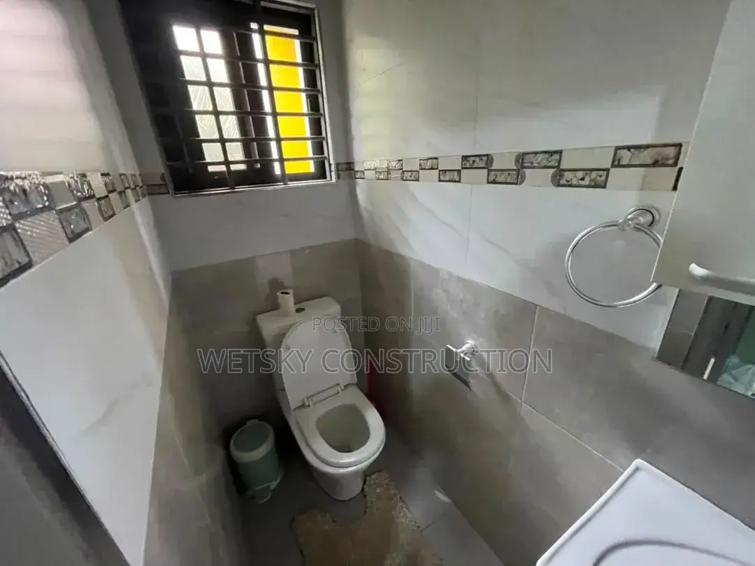 Furnished 1bdrm Apartment in South Odorkor Ade, Sakaman for rent