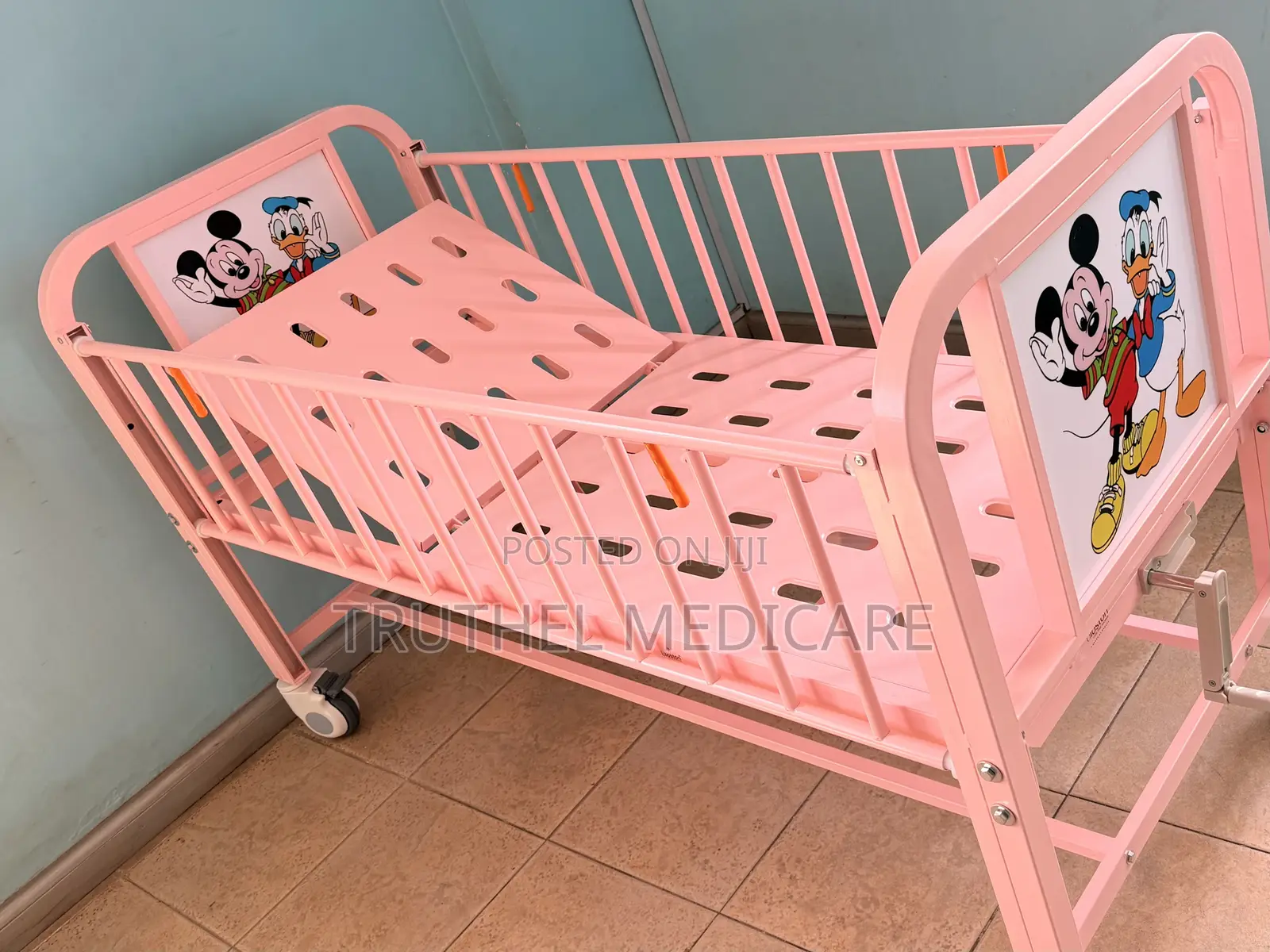 Children's/Pediatric Bed