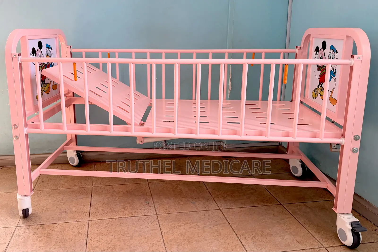 Children's/Pediatric Bed