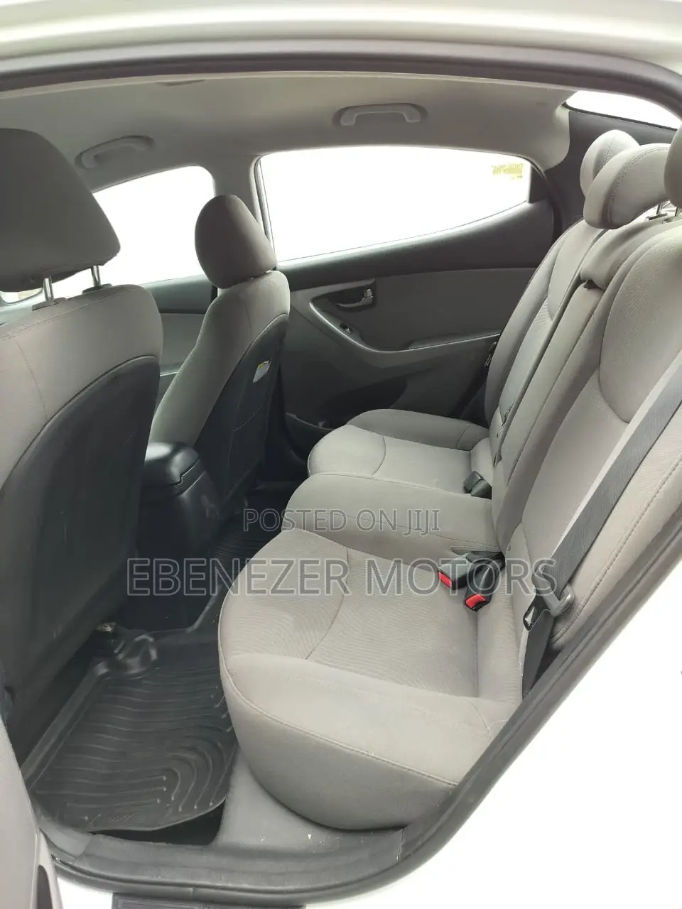 Hyundai Elantra 2016 White