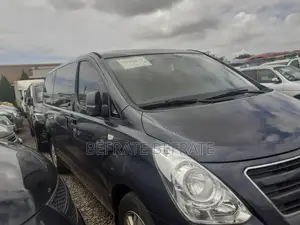 Hyundai Starex 2013 Blue