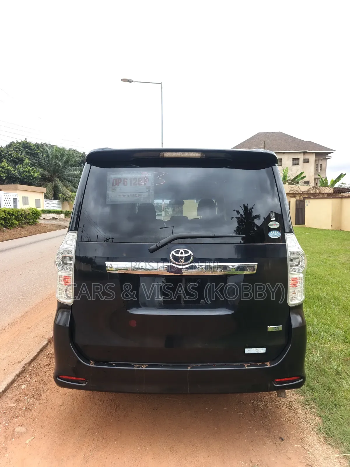 Toyota Voxy 2012 Black