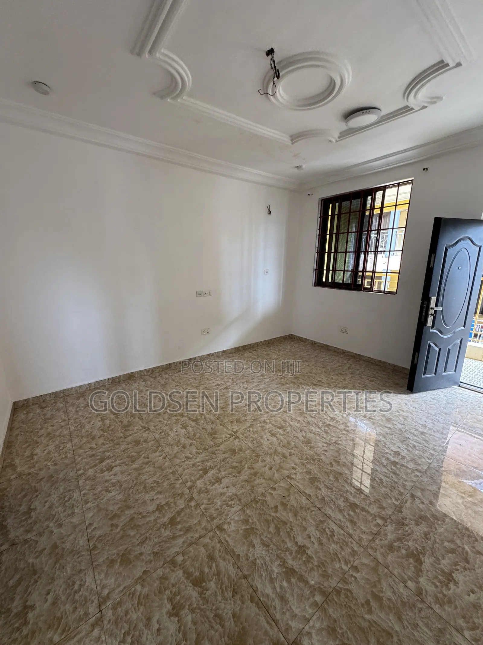 2bdrm Apartment in Mile 7 for rent