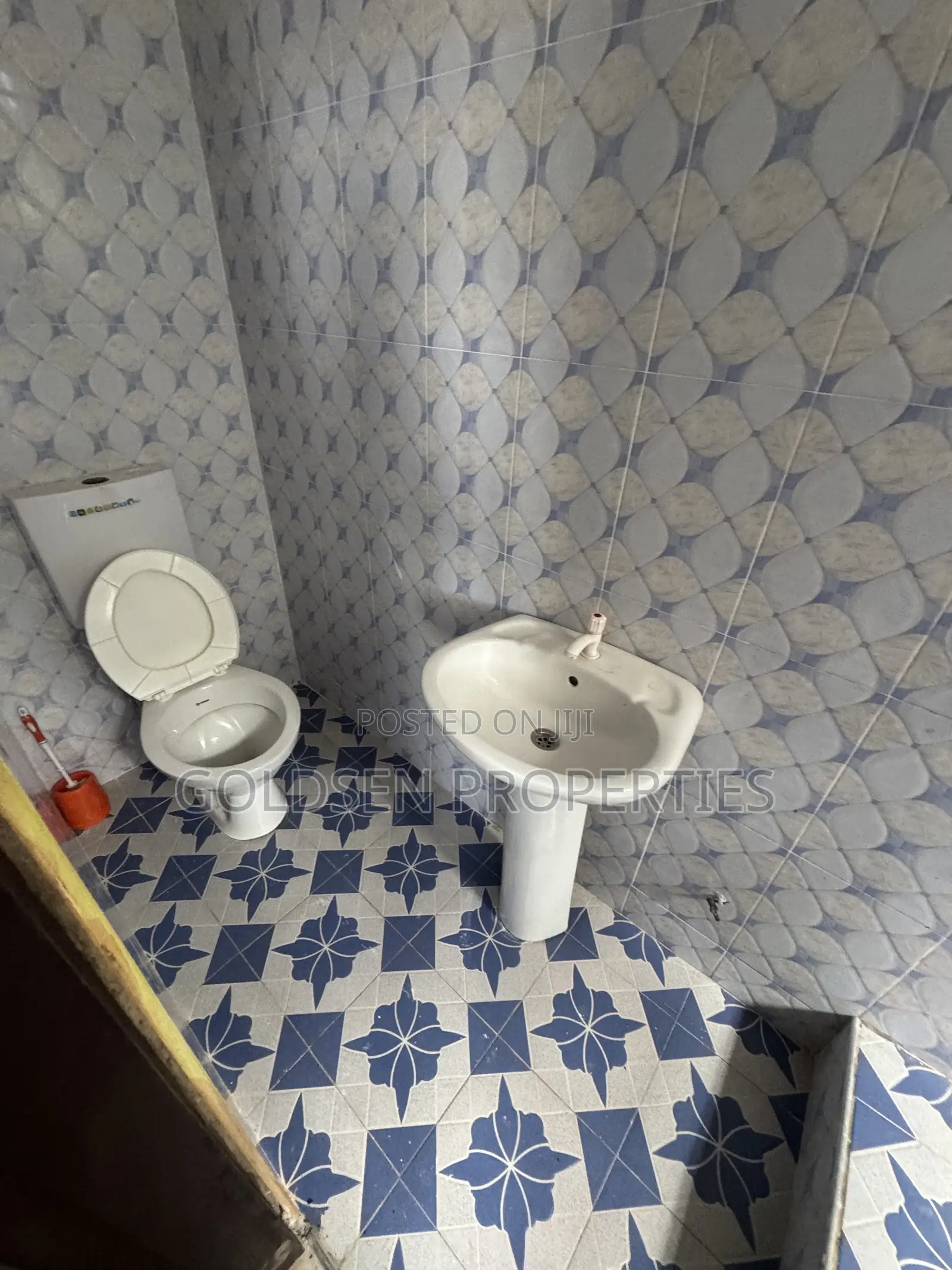 2bdrm Apartment in Mile 7 for rent