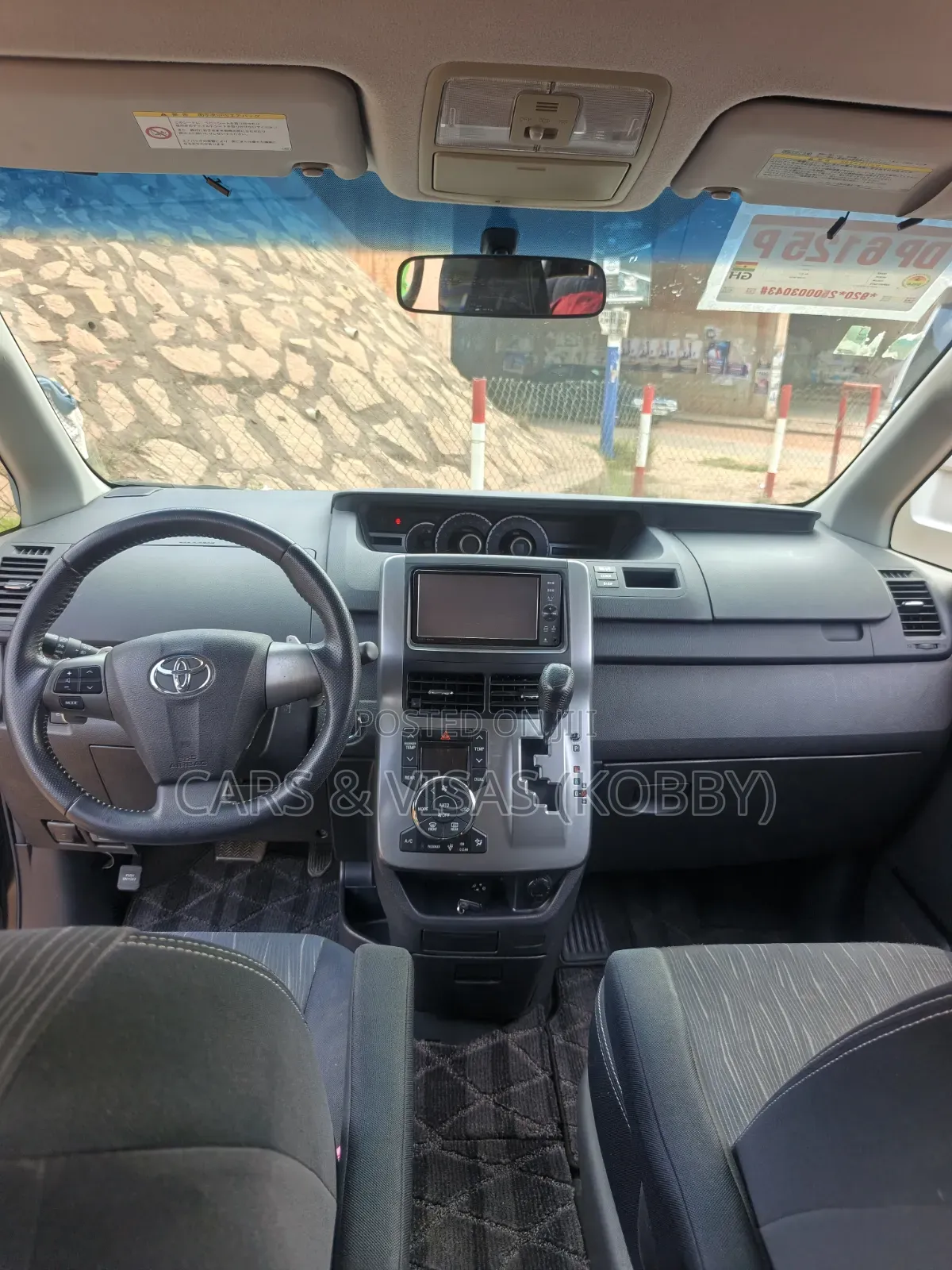 Toyota Voxy 2012 Black