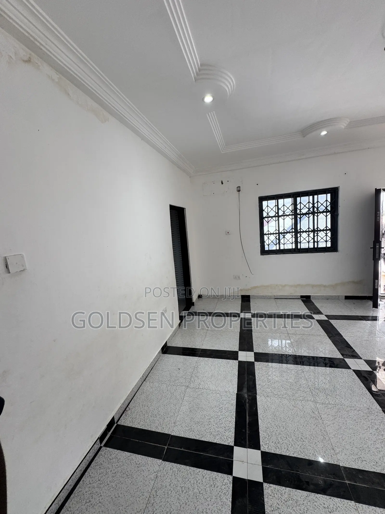 2bdrm Apartment in Mile 7 for rent