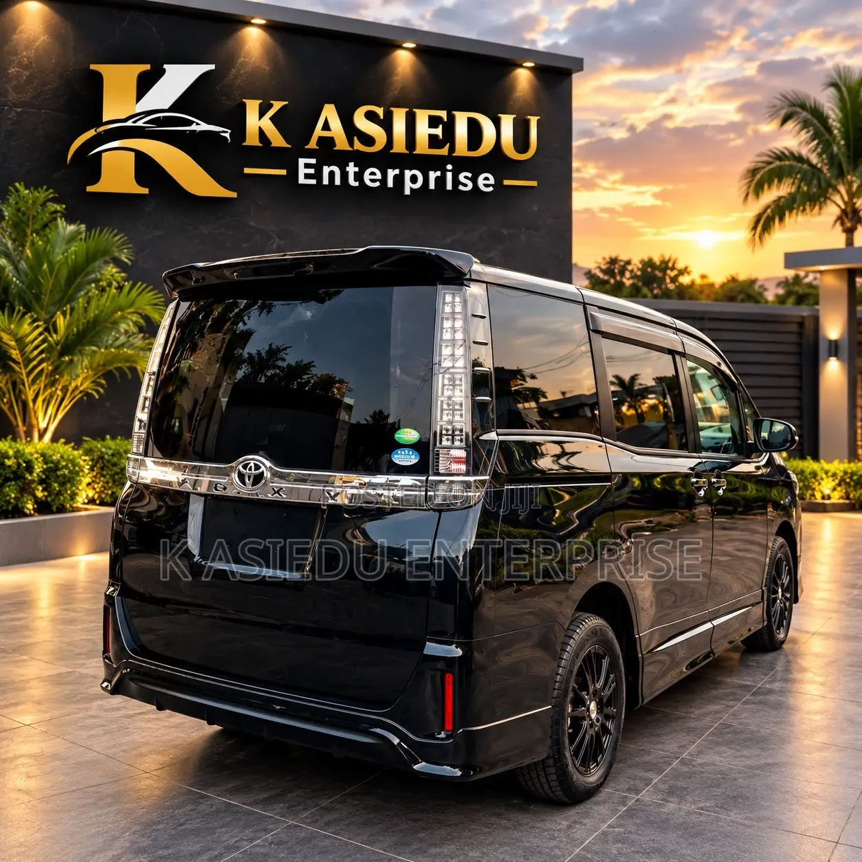 Toyota Voxy X 4WD 7-Seater 2015 Black
