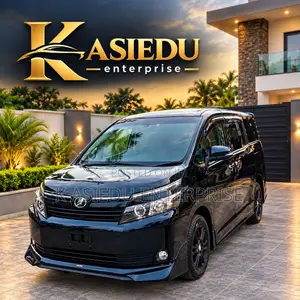 Toyota Voxy X 4WD 7-Seater 2015 Black