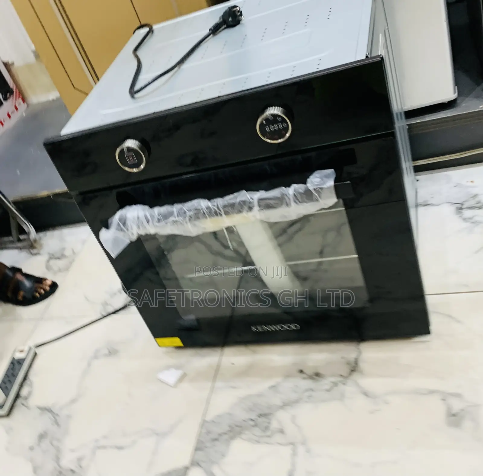 Safe Well Fortified Kenwood Oven ~ Gas Electric Inbuilt